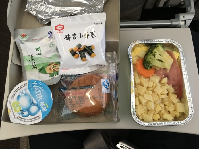 中国東方航空 機内食
